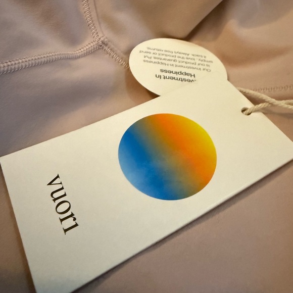 New Vuori Women's Tan Vintage Rose Shorts - Picture 5 of 5